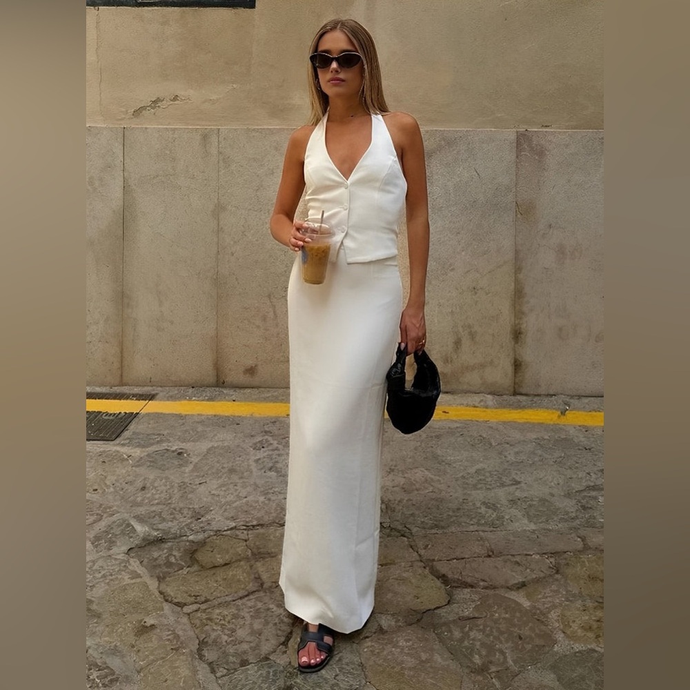 NWT COMMENSE Solid V-Neck Backless Tie Up Halter & Split Maxi Skirt Set